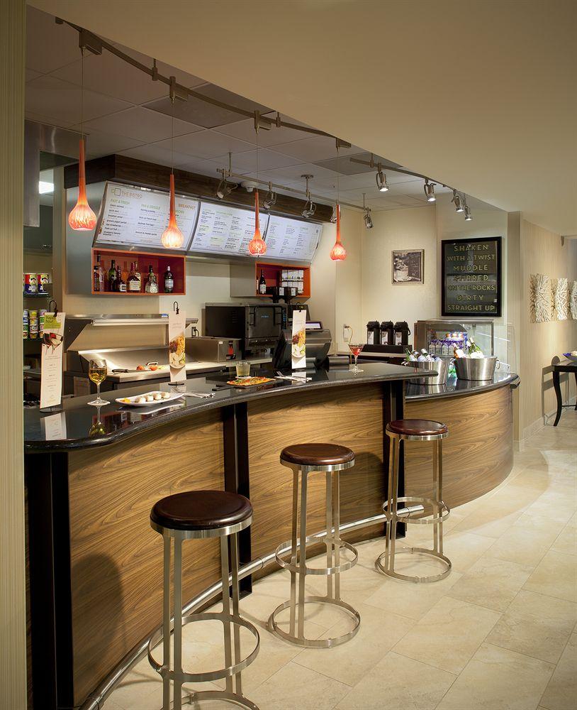 Courtyard By Marriott Fort Lauderdale East / Lauderdale-By-The-Sea מראה חיצוני תמונה