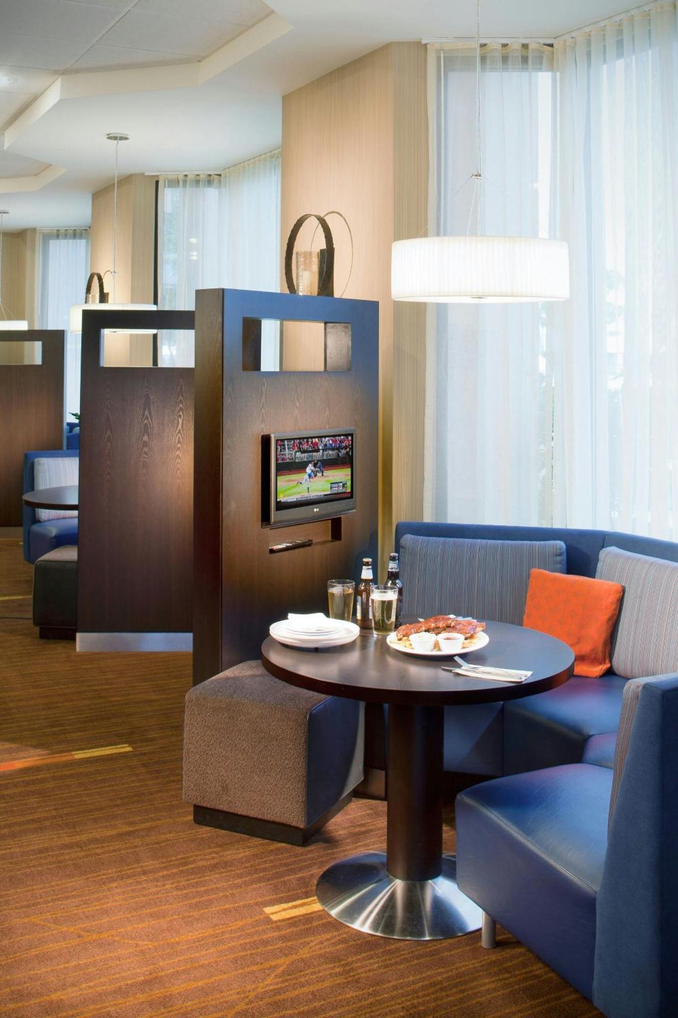 Courtyard By Marriott Fort Lauderdale East / Lauderdale-By-The-Sea מראה חיצוני תמונה