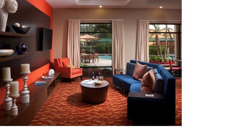 Courtyard By Marriott Fort Lauderdale East / Lauderdale-By-The-Sea מראה חיצוני תמונה