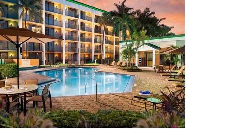 Courtyard By Marriott Fort Lauderdale East / Lauderdale-By-The-Sea מראה חיצוני תמונה