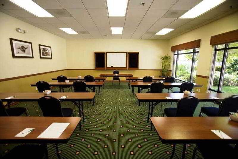 Courtyard By Marriott Fort Lauderdale East / Lauderdale-By-The-Sea מתקנים תמונה
