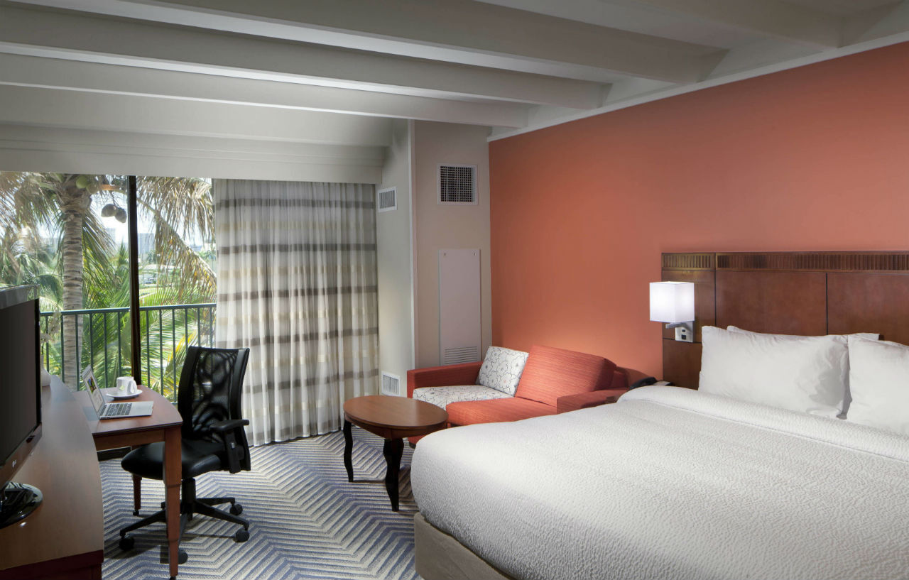 Courtyard By Marriott Fort Lauderdale East / Lauderdale-By-The-Sea מראה חיצוני תמונה