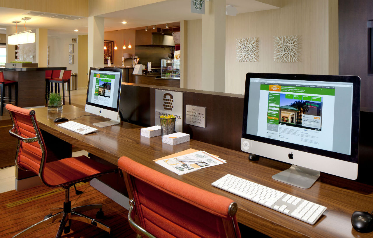 Courtyard By Marriott Fort Lauderdale East / Lauderdale-By-The-Sea מראה חיצוני תמונה